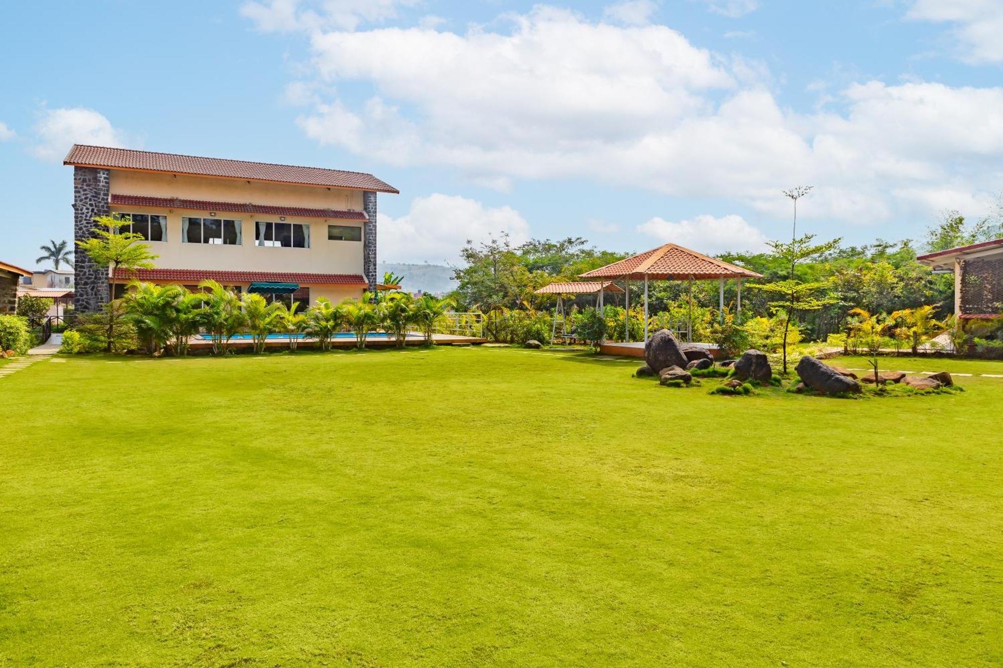 Casa Amora Lonavala Esterno foto